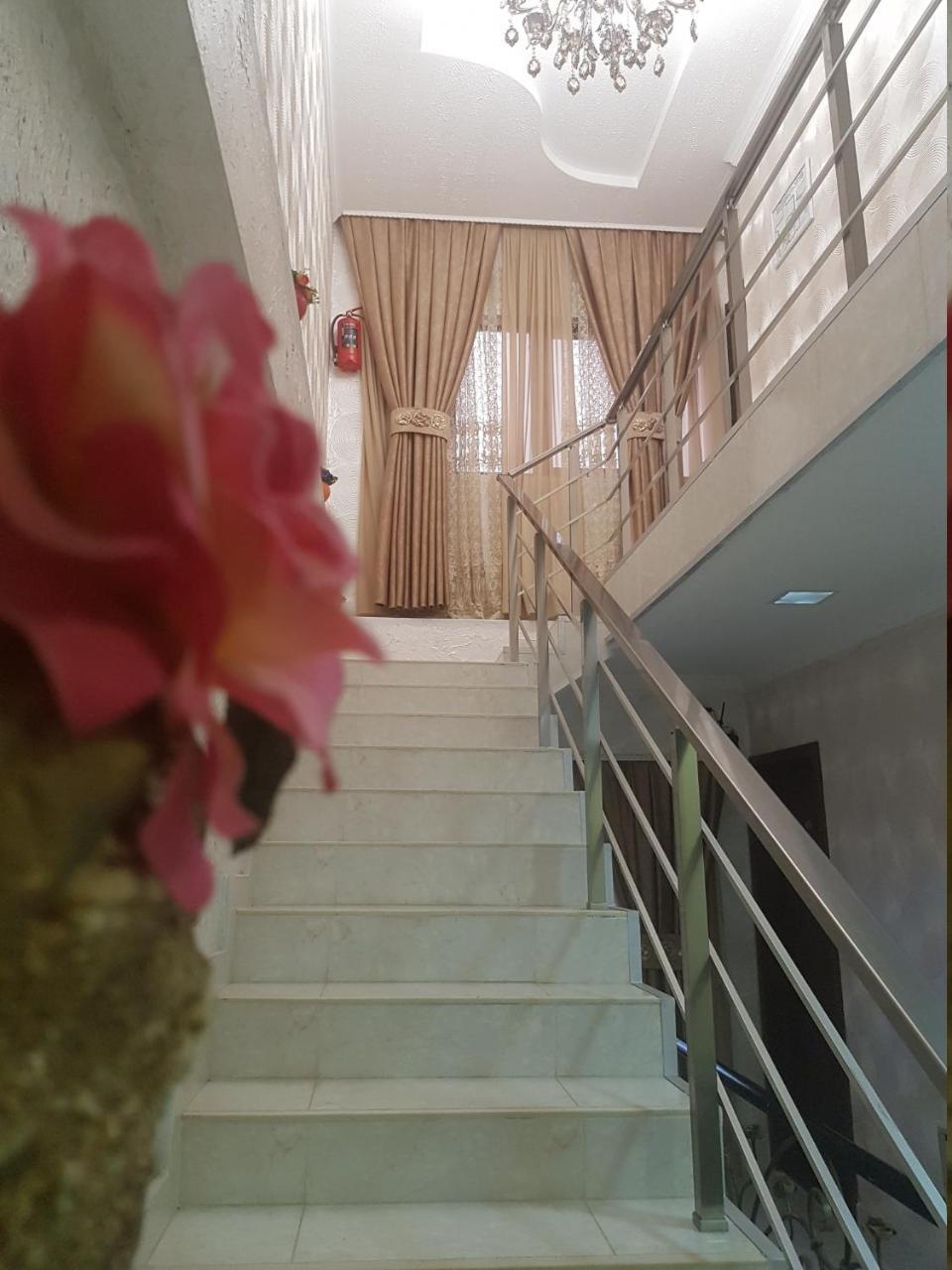 B&B Europa Hotel คูทายสิ ภายนอก รูปภาพ