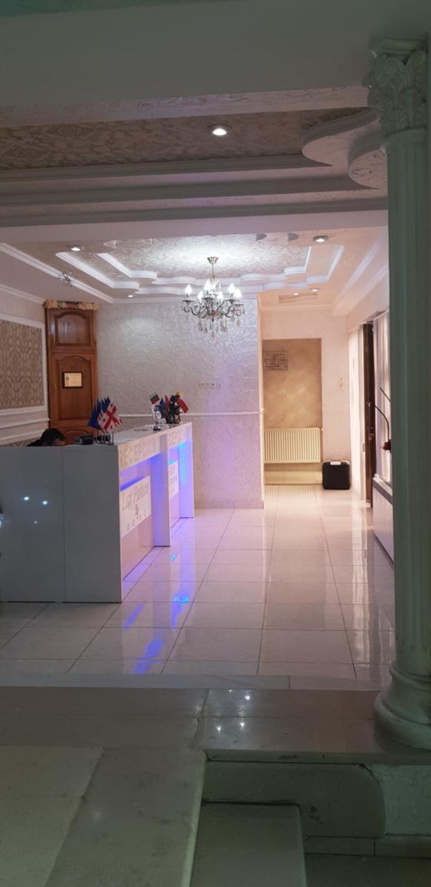B&B Europa Hotel คูทายสิ ภายนอก รูปภาพ